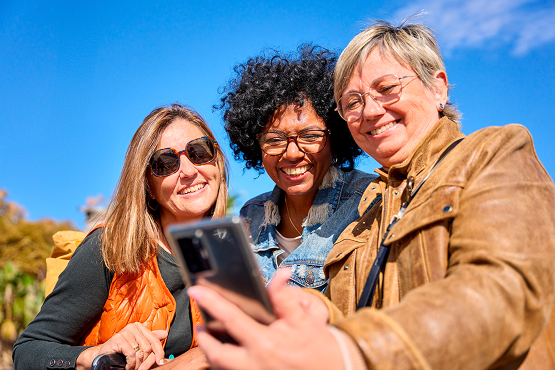 Celebrate Friendship Day by Playing for Free with Your Friends